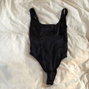 free people black body suit 🖤